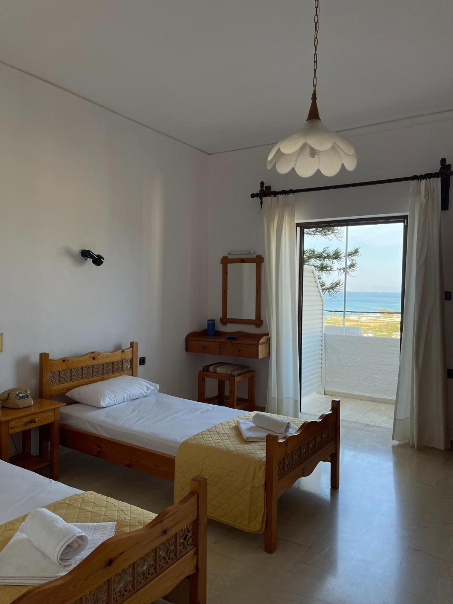 Aeolos Apartments コリンバリ エクステリア 写真